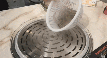 1531446384488620.gif 10.gif